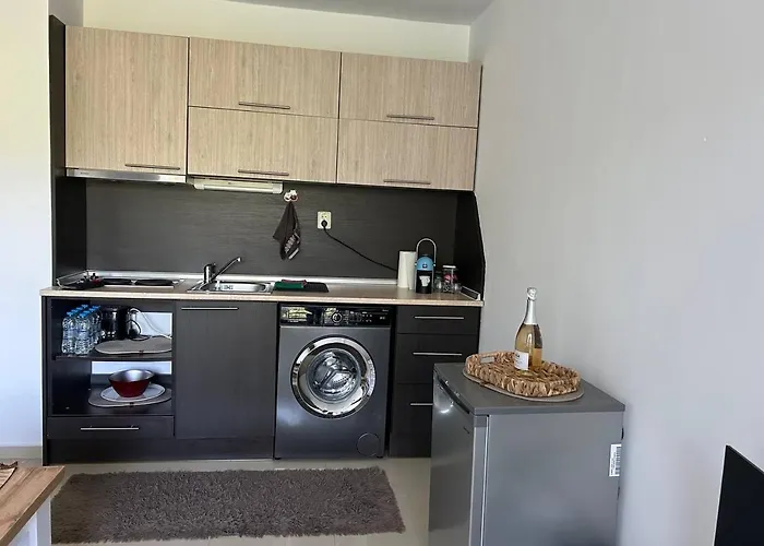 лятно студио Szveti Vlasz